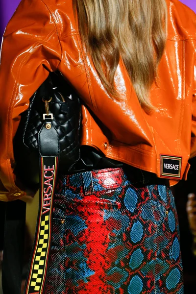 Look 21